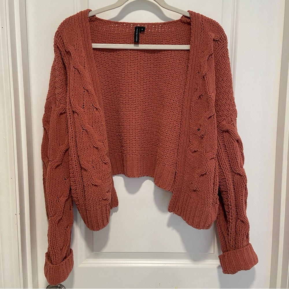 Chunky Knit cropped cardigan